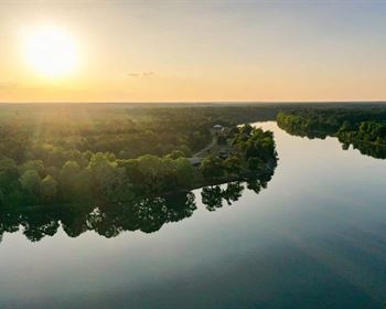Waterfront Retreat on the Tombigbee River in West Alabama