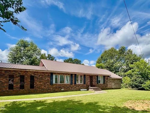 Brick Home on 6.5 Acres in Walthall : Tylertown : Walthall County : Mississippi