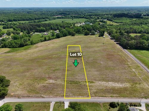 2.42Ac Perc Tested, Gas & Water : Florence : Lauderdale County : Alabama