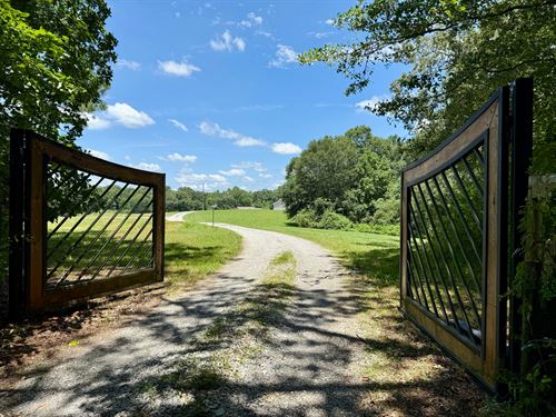 Home on 4 Acres in Bowdon, GA : Bowdon : Carroll County : Georgia