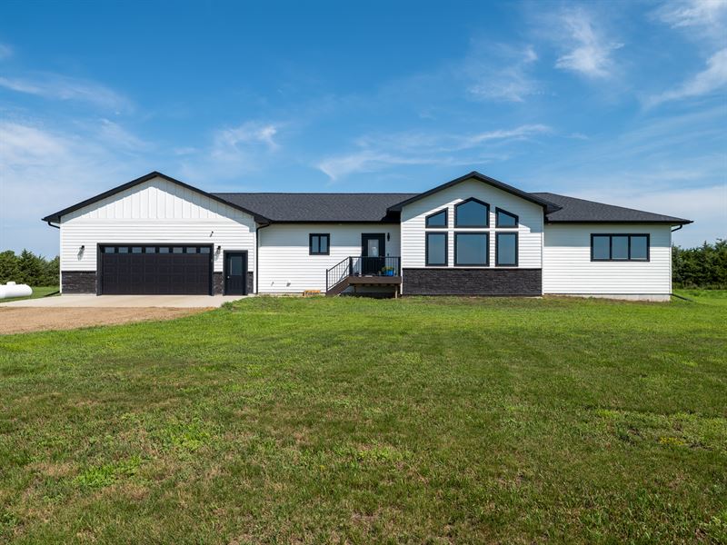 Kokesh Farmhouse : Wagner : Charles Mix County : South Dakota