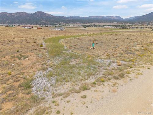 Over Five and a Half Acres : Buena Vista : Chaffee County : Colorado