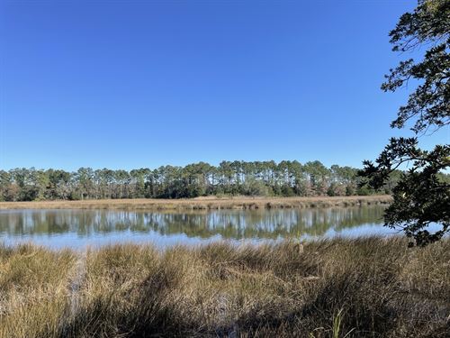 Peaceful Waterfront Living : Beaufort : Carteret County : North Carolina