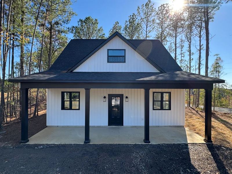 Farmhouse-Style Cottage in Prentiss : New Site : Prentiss County : Mississippi