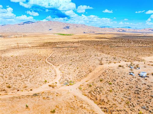 California Desert Acreage : Apple Valley : San Bernardino County : California