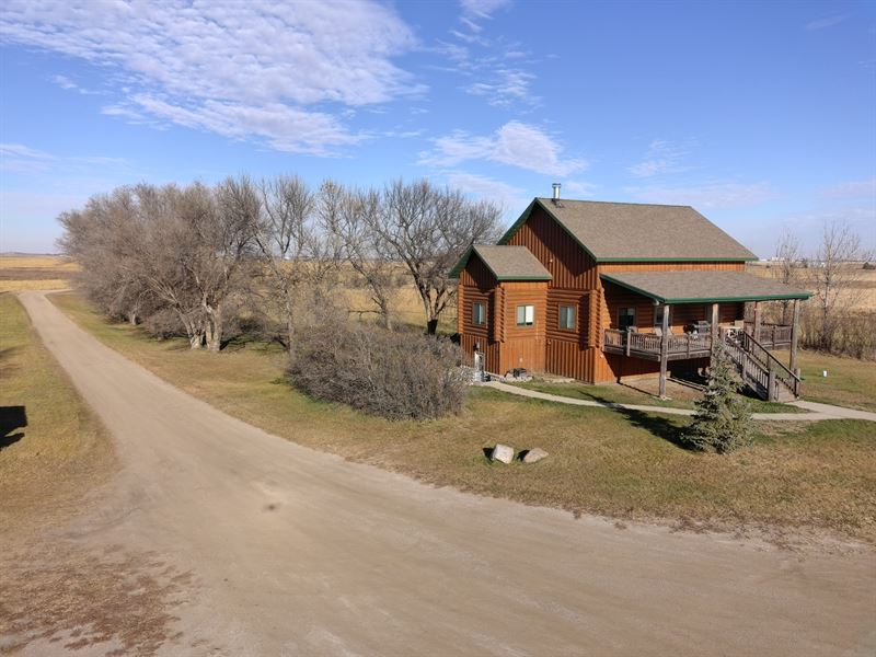 37865 135th St Aberdeen, SD 57401 : Aberdeen : Brown County : South Dakota