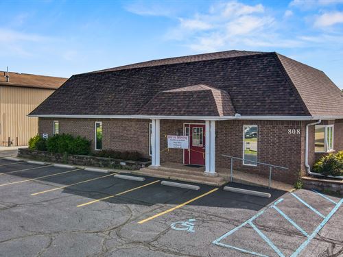 Commercial Property, Location : West Plains : Howell County : Missouri