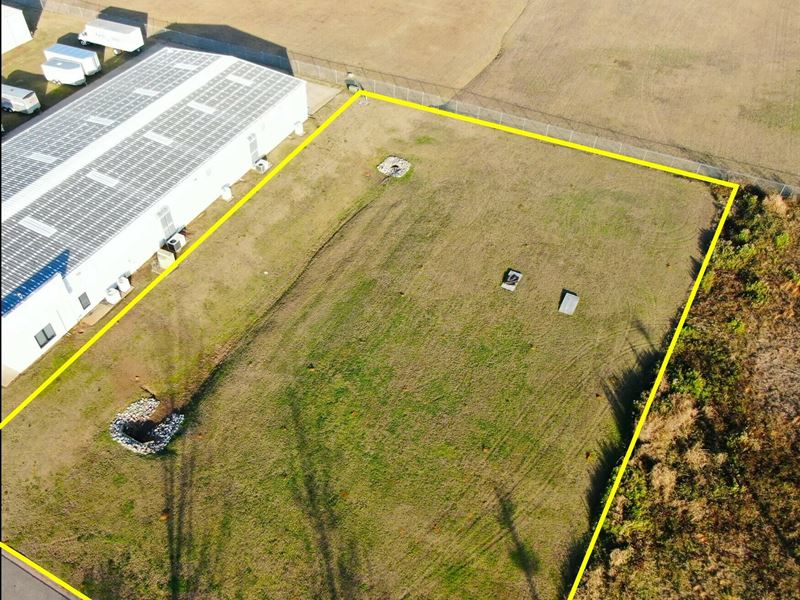 Kershaw Industrial Lot : Montgomery : Montgomery County : Alabama