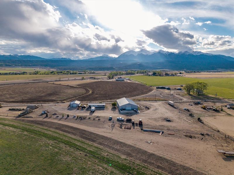 Newly Remodeled and Upgraded : Salida : Chaffee County : Colorado