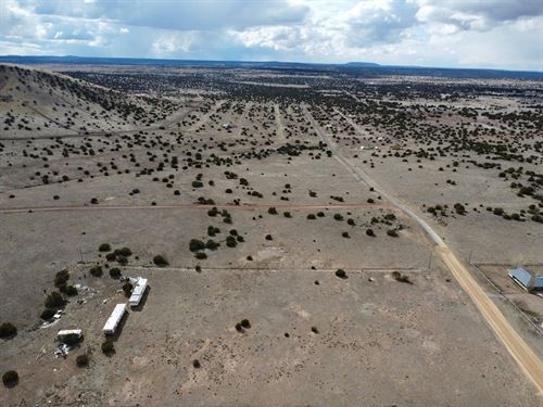 Build Your Off-Grid Empire : Concho : Apache County : Arizona