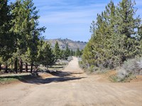 Wake Up in Crater Lake Country : Sprague River : Klamath County : Oregon