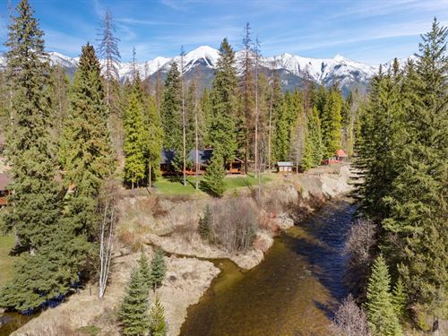 Riverfront Respite : Swan Valley : Missoula County : Montana