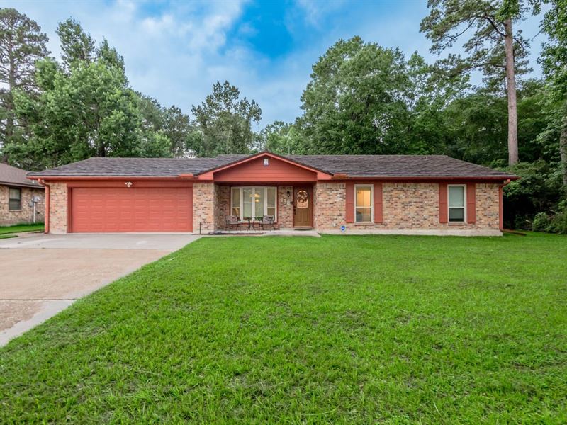 198 Westwood Drive East, Trinity : Trinity : Trinity County : Texas