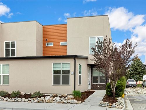 Low-Maintenance Living : Salida : Chaffee County : Colorado