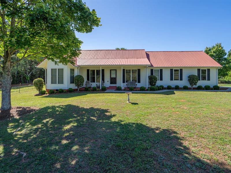 Custom-Built Estate on 6 Acres : Monroe : Walton County : Georgia
