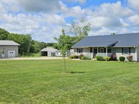 Country Home, Barn, Guest House : Summersville : Texas County : Missouri