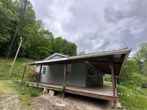 2.5 Ac in Wayne, WV : Wayne : West Virginia
