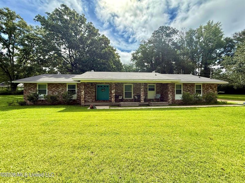 Ranch Revival : Brookhaven : Lincoln County : Mississippi