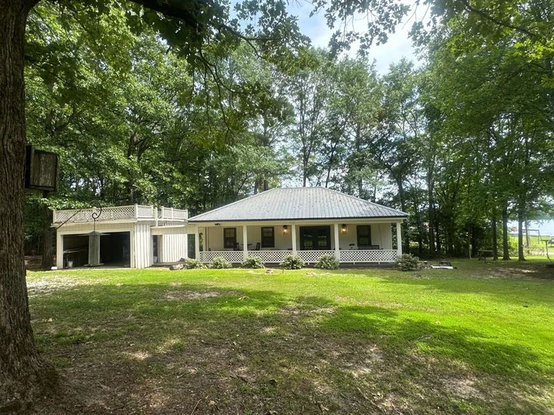 Home on 1 Acre in Webster County : Eupora : Webster County : Mississippi