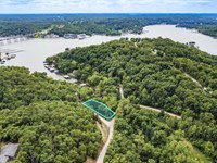 Homesite on Lake of The Ozarks : Camdenton : Camden County : Missouri