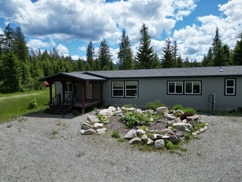 Life is Easy on Parks Road : Athol : Kootenai County : Idaho