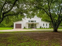 Navajo Place : Tomball : Harris County : Texas