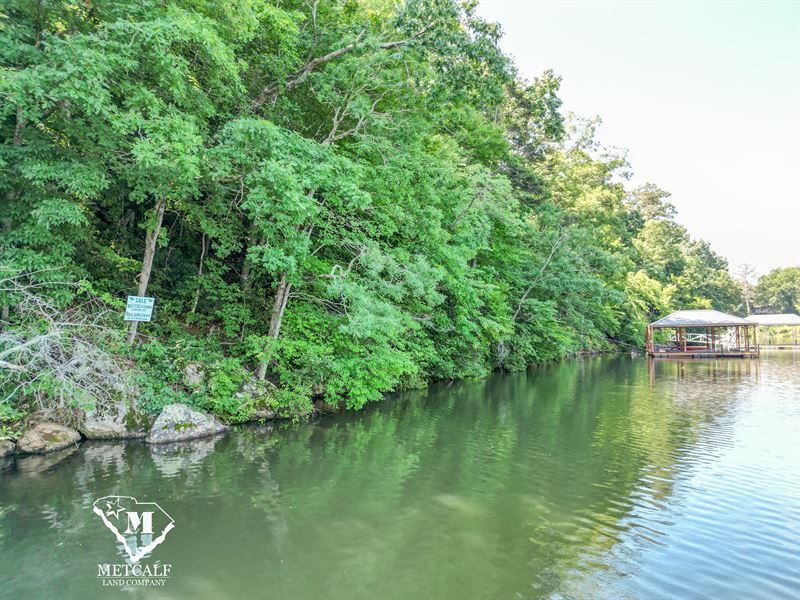 Lakefront Homesite in Greenville : Greenville : Greenville County : South Carolina