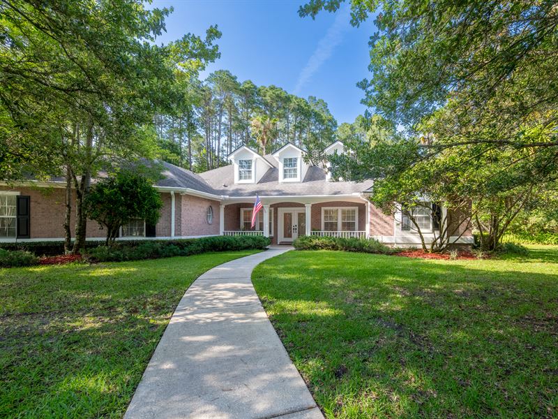 Prestigious Equestrian Community : Saint Johns : Saint Johns County : Florida